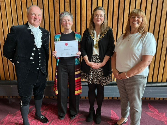 Rose of Northamptonshire – Maureen Weston